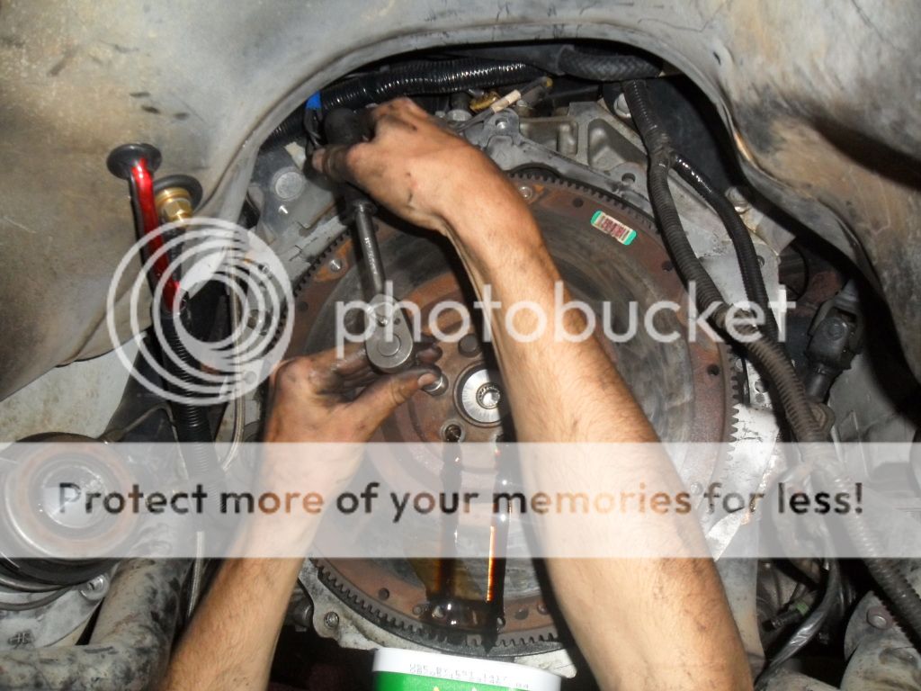 [LS1] Oil leak from rear of crank Just Commodores